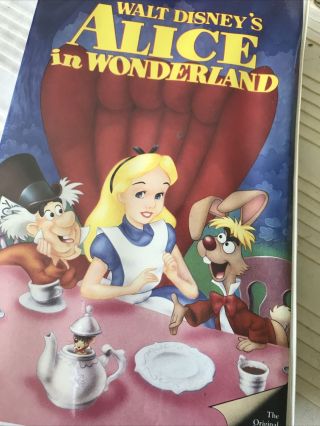 Walt Disney’s Alice In Wonderland Vhs (rare Slipcover) Classics Black Diamond