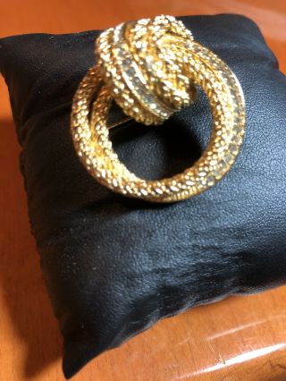 Christian Dior Vintage Gold Tone Rhinestone Double Knot Circle Pin Brooch Rare