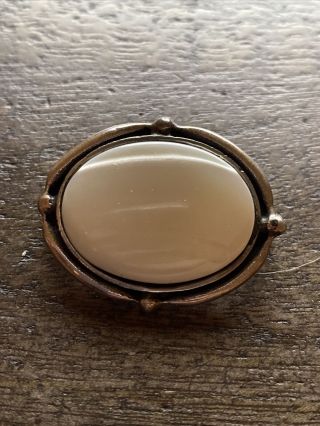 Vintage Antiqued Silver Tone Mother Of Pearl Oval Brooch Pin Pendant Estate