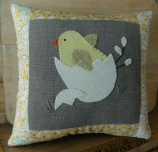 Primitive Stitchery Wool Applique Pillow Spring Chick Easter