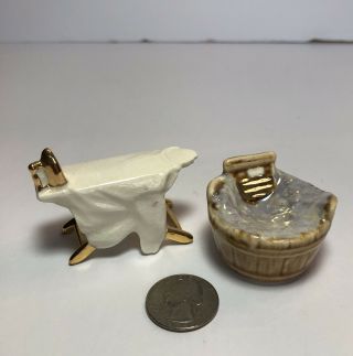 Rare Vintage Arcadia Miniature Washtub And Ironing Board Salt & Pepper Shakers