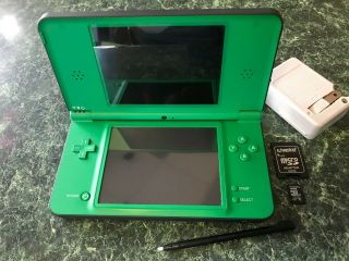 Nintendo Dsi Xl (japanes) Green (rare) With 32gb Memory
