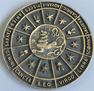 Vintage Brass Leo Zodiac Sign 10oz Large Token Medallion Paperweight