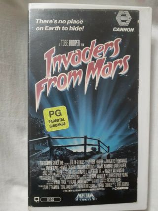 Invaders From Mars (vhs 1986) Rare (oop) Horror Scifi Clamshell Outofprint