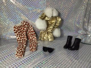 Barbie Fashion Avenue 14980 Gold " Fur " Trimmed Jacket Animal Print Pants