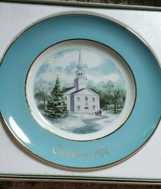 Antique Avon Christmas Collectors Plate " Country Church " Enoch Wedgwood 1974