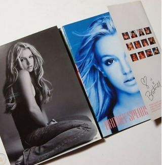 Britney Spears - Mega Rare Korea Only Limited Edition Promo Photo Book.
