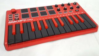 Akai Professional Mpk Mini Keyboard Rare Red Color - 25 Key With 8 Drums
