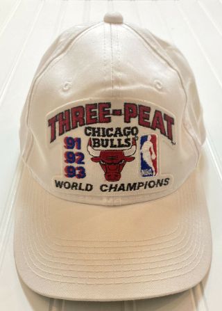 Rare Vintage Chicago Bulls 1993 Three - Peat World Champions White Snapback Hat