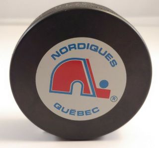 Vintage Quebec Nordiques Nhl Hockey Puck - In Glas Co Vegum Rare