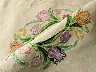 VINTAGE HAND EMBROIDERED TRAY CLOTH - CIRCLE OF FLOWERS/TULIPS 2