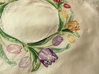 VINTAGE HAND EMBROIDERED TRAY CLOTH - CIRCLE OF FLOWERS/TULIPS 3