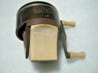 Rare Old Vintage Collectible Bronson Viking 906 Spin Cast Reel Usa