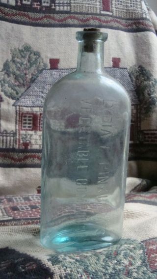 Rare Antique Lydia E Pinkham Vegetable Compound Blue Glass Bottle Women 