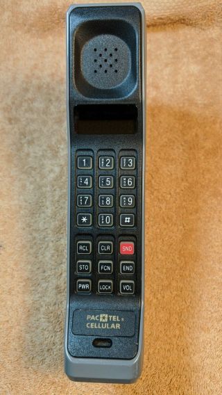 Motorola Mobile Brick Cell Phone F09LFD8438AG Rare Pac Tel Cellular 3
