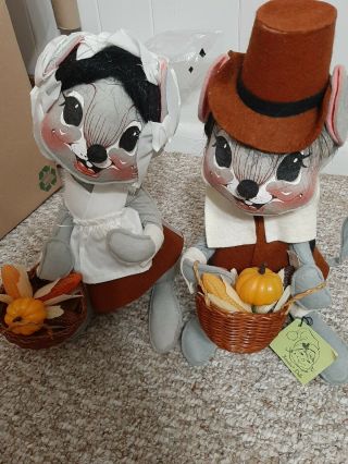 Annalee ‘81 1964 Thanksgiving Pilgrim Boy Girl Mouse Couple Mice w/ Basket 14 2