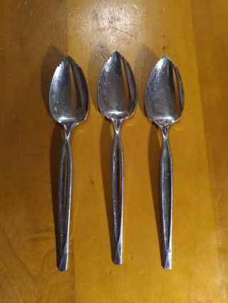 Set Of 3 Vintage Wm.  Rogers Mfg.  Co " Rogers " Serrated Grapefruit Spoons