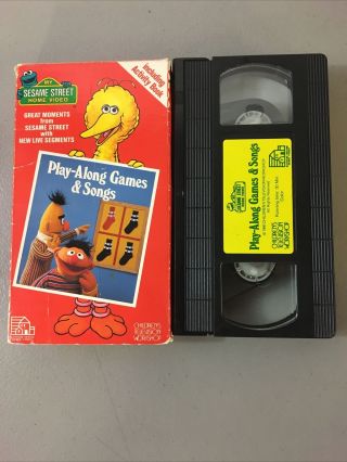 Vhs Sesame Street - Play - Along Games & Songs (vhs,  1986) Educational Rare
