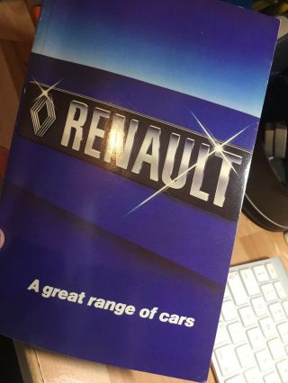 1979 Renault Range Sales Brochure 4 5 6 12 14 15 16 17 20 30 Rare Book 4 Vans