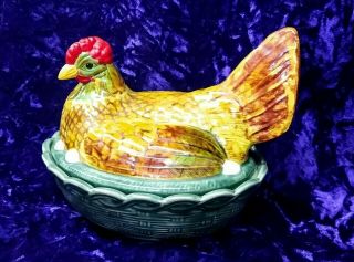 Vintage Large Country Hen On Eggs Basket Hand Crafted Painted Covered Candy Dish