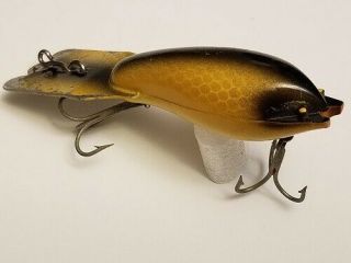 Fred Arbogast Mud - Bug Crankbait Fishing Lure,  Color 23 Gold Scale W/black Back