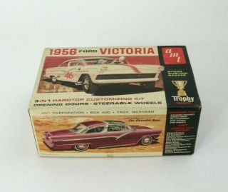 Amt 1956 Ford Victoria Box 3 In 1 Trophy Series - 90 Complete
