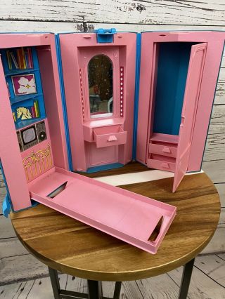 Vintage Barbie Fold And Go Day To Night Home - Office