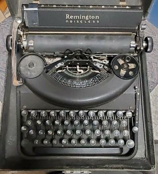 Rare Vintage Antique Remington Rand Noiseless Portable Typewriter With Case