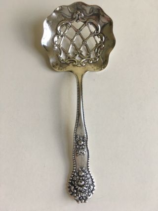 Vintage Antique Sterling Silver 4 1/2” Pierced Scalloped Bonbon Nut Spoon Server