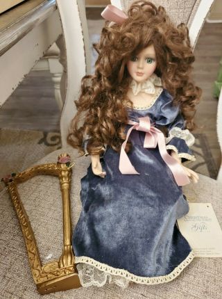House Of Lloyd Christmas Around The World Doll Gloria Janel W Harp Vintage 17 "