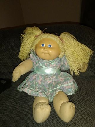 Vintage 1983 Cabbage Patch Kids Doll Blonde Hair Blue Eyes