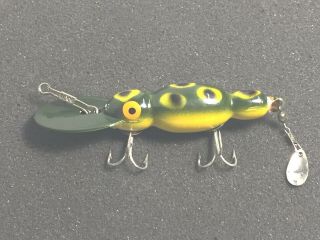 Vintage Wood Bomber Small Waterdog Lure 1511 - Frog - 3 inch 3