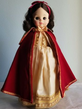 Madame Alexander Disney 14 " Doll 1556 Snow White Arm Tag Stand No Box Vintage