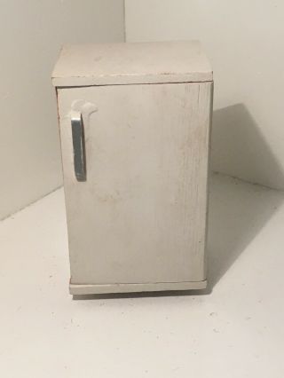 Vintage Dollhouse Miniatures White Wooden Kitchen Refrigerator W/ Milk 50