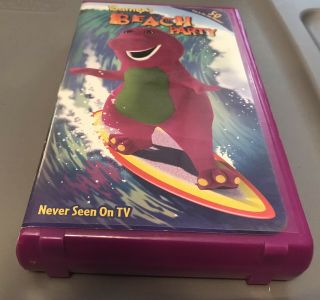 Barney’s Beach Party VHS Tape Vintage 90s Barney Movie Hard Clam Shell Case 2