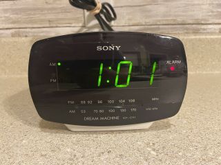 Sony Dream Machine Icf - C111 Fm/am Clock Radio Classic Pearl White