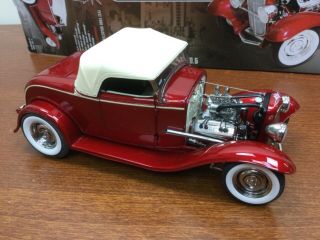 ACME 1:18 1932 FORD ROADSTER GRAND NATIONAL DEUCE SERIES - RELEASE 5 - RARE 2