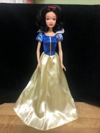Disney Snow White Barbie