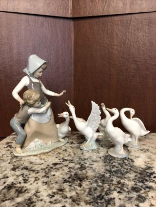 Rare Vintage Lladro 5 Piece Figurine Girl Boy And Swans I - 17