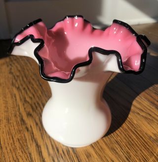 Vintage 1953 Fenton Black Rose Crest Ruffled Vase Double Crimped Rare Milk Glass
