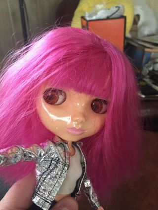 Little Big Eyes Doll Street Wise Creations 2001 - Pink Hair -