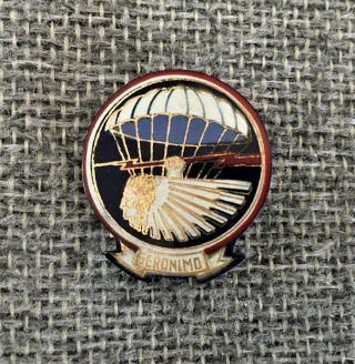 Obsolete Vintage Rare Wwii Us Army Paratrooper Geronimo Badge - Pin