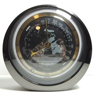 Rare Silver Seiko Quartz World Clock W Flashing Airplane Second Hand (qqz695k)