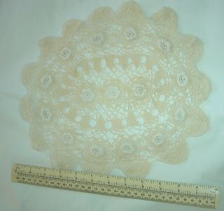 Crochet Mat Delicate Elaborate Work Oval Pale Ecru Cotton 12 " X 10 " Vintage