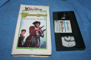 Treasure Island Vhs Rare Walt Disney Home Video White Clamshell Movie Pirate 001