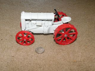 Ertl - Ford Antique Fordson Tractor 1:16 Scale Die - Cast Metal