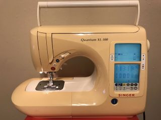 Rare Singer Quantum Xl - 100 Sewing Machine
