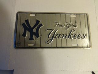 Rare Vintage Rustic Metal 2005 License Plate Ny York Yankees Pin Stripes