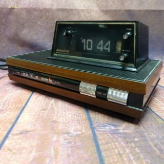 Vintage Admiral Flip Clock Am Alarm Radio Model Cr - 61 Made In Japan Rare