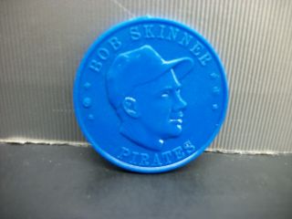 RARE 1950 ' S VINTAGE ARMOUR HOT DOGS BASEBALL PLAYER PROMO PREMIUM TRADING COINS 2